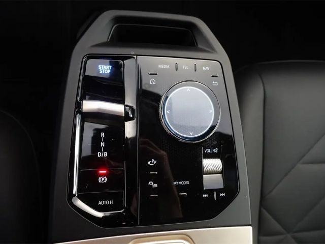 BMW iX xDrive50