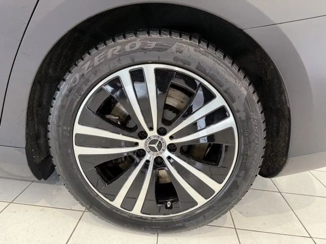 Mercedes-Benz EQE 350 Premium Sedan