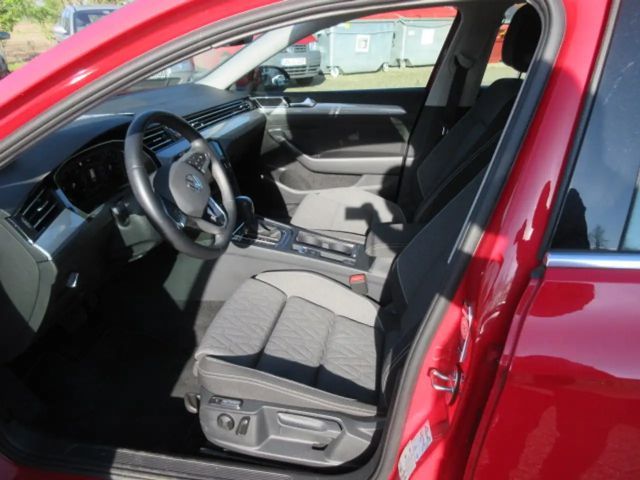 Volkswagen Passat 2.0 TDI Business DSG Variant