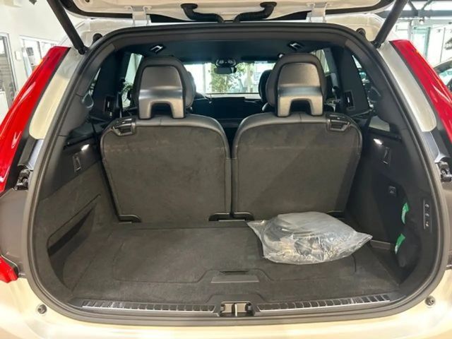 Volvo XC90 AWD Dark Plus T8