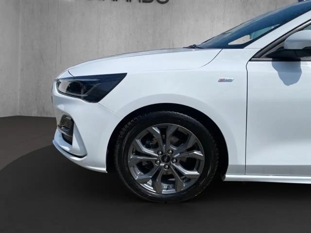 Ford Focus EcoBoost ST Line