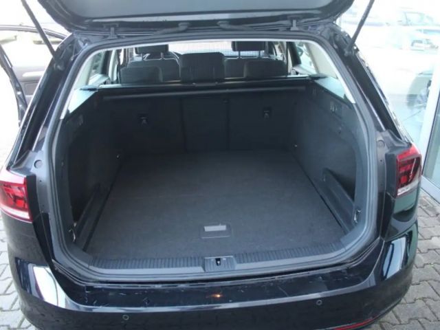 Volkswagen Passat 2.0 TDI Business DSG Variant