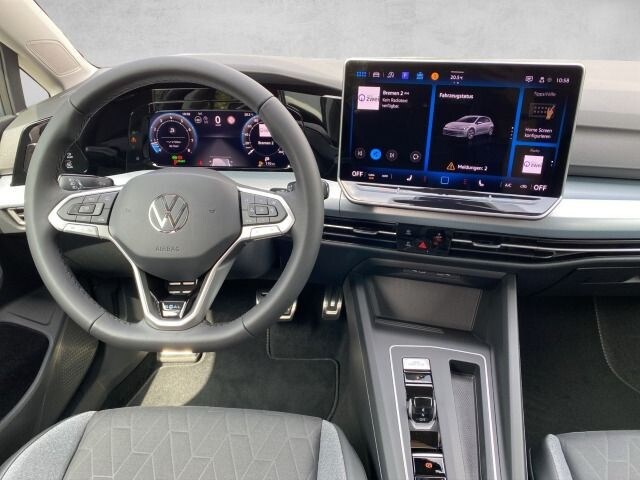 Volkswagen Golf 1.5 eTSI DSG Golf VIII