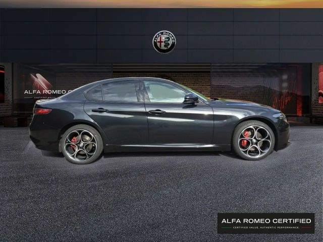 Alfa Romeo Giulia AT8 Q4 Turbo Veloce