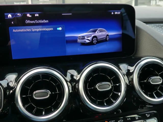 Mercedes-Benz GLA 180 Progressive