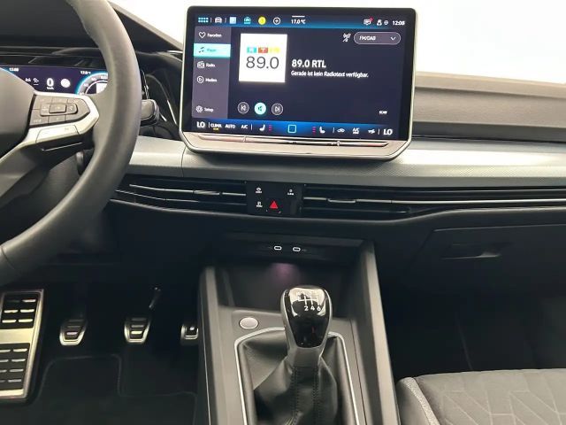 Volkswagen Golf 1.5 TSI Variant