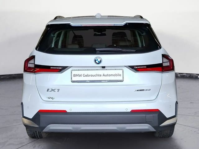 BMW iX1 xDrive30