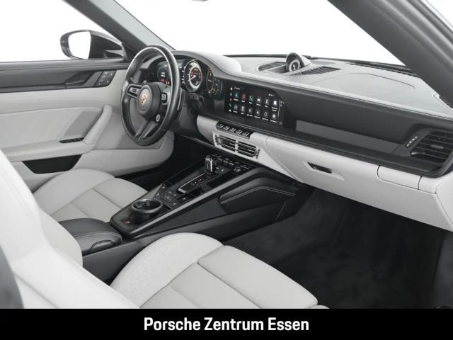 Porsche 992 4 Cabrio Carrera GTS