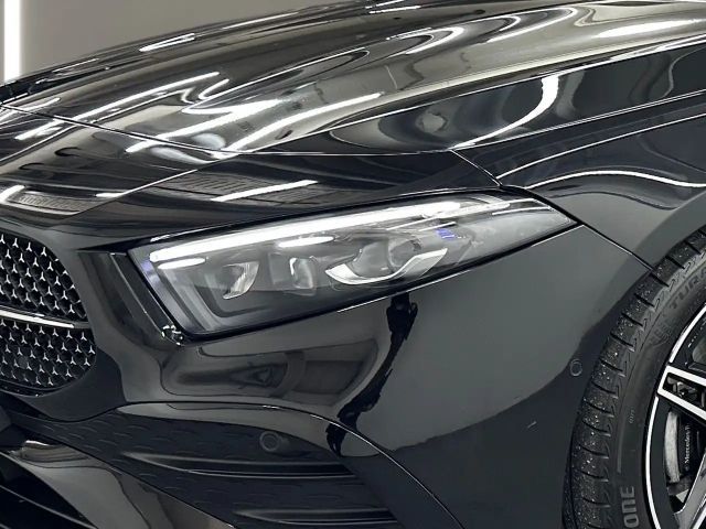 Mercedes-Benz A 200 AMG Line