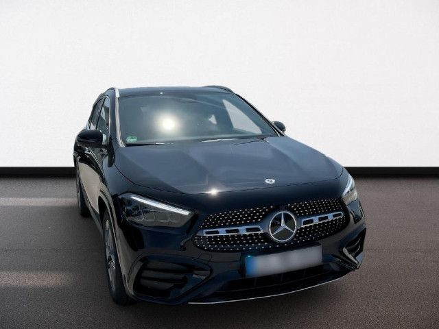Mercedes-Benz GLA 200 AMG Line