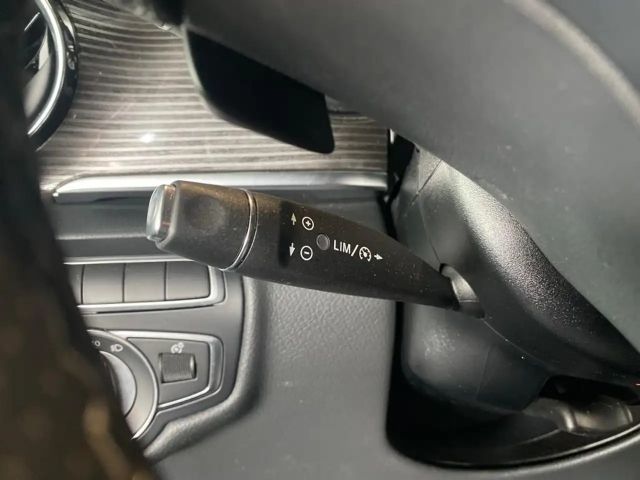 Mercedes-Benz V 300 4MATIC Extralang V 300 d