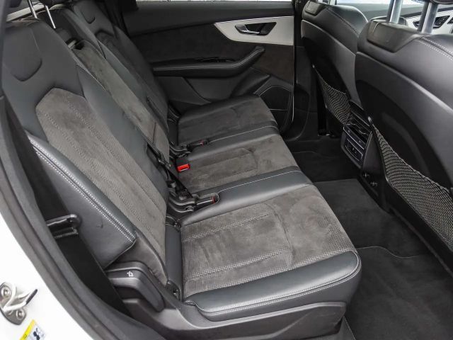 Audi Q7 55 TFSI S-Line