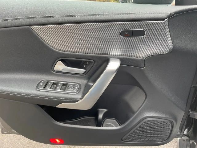 Mercedes-Benz CLA 200 CLA 200 d Shooting Brake