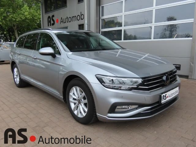 Volkswagen Passat 1.5 TSI Business Variant