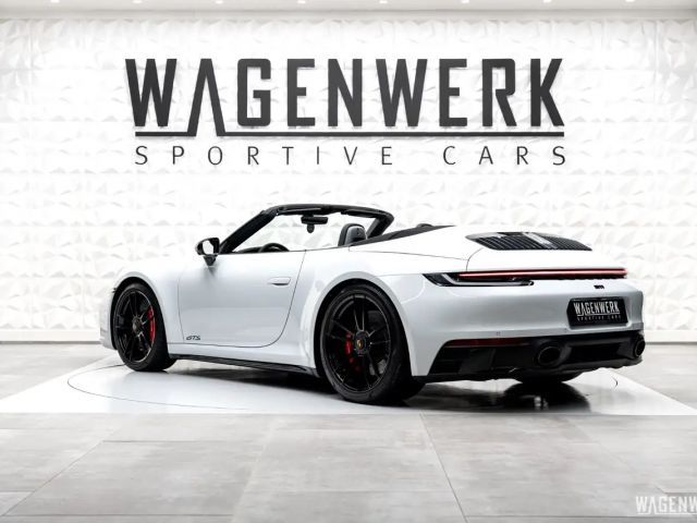 Porsche 992 Cabrio Carrera GTS