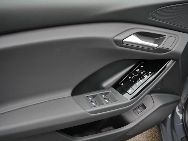 Audi Q6 e-tron SUV e-tron Audi Q6 SUV e-tron