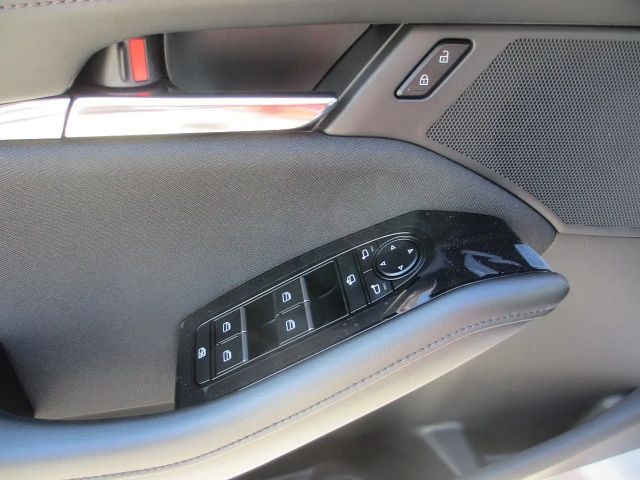 Mazda 3 Mazda3 /SP/G140/AT/Centre-Line Modell 2025