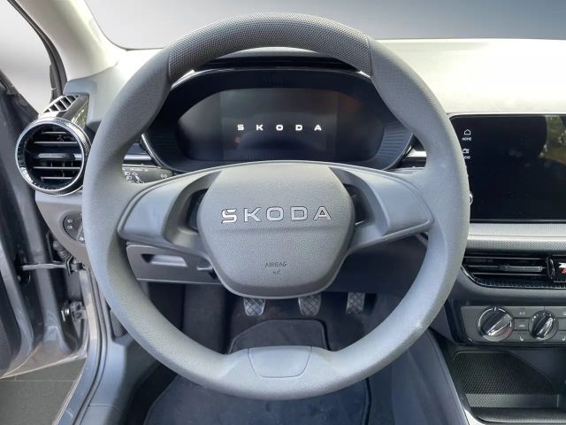 Skoda Fabia Fabia 1.0 MPI Essence *KLIMA*PDC*SHZ*LED*  Klima