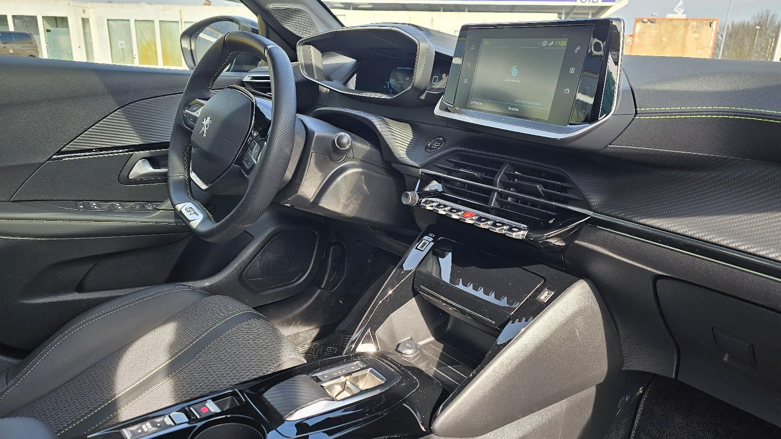 Peugeot E-208 GT-Line