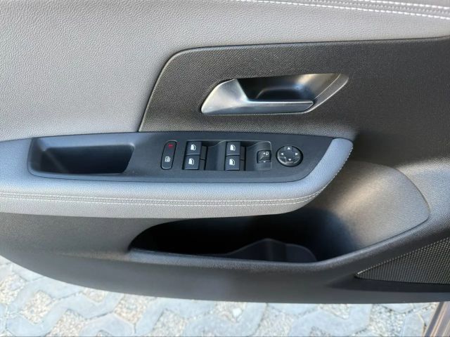 Opel Mokka e LED+Navi+SHZ+Winterp.+Kam.+LM