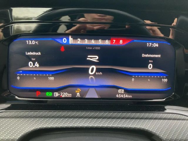 Volkswagen Golf IQ.Drive