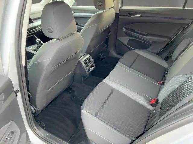 Volkswagen Golf 1.0 TSI Golf VIII Variant