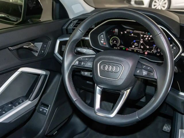 Audi Q3 45 TFSI Hybride