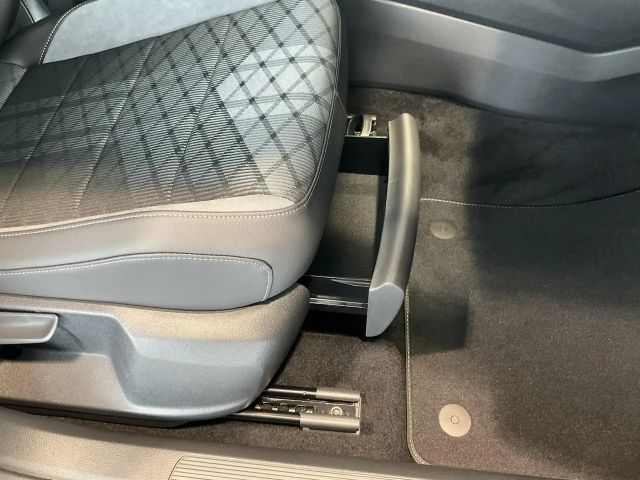 Volkswagen T-Roc R-Line Style