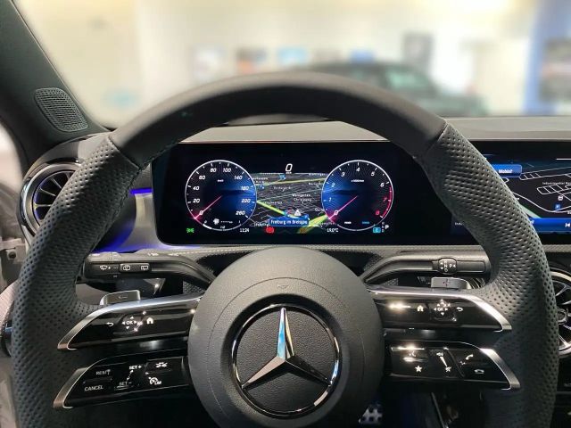 Mercedes-Benz A 200 AMG Line