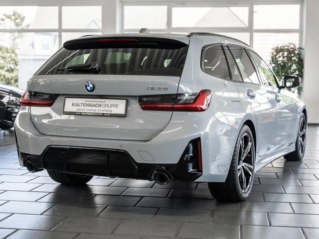 BMW 320 320i M-Sport Touring