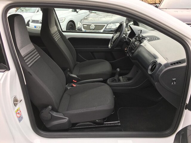 Volkswagen up! Move Move up!