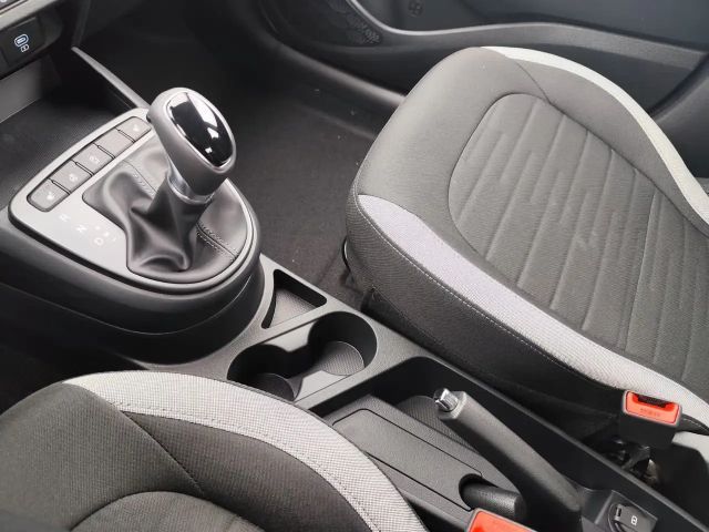 Hyundai i10 1.0 2WD Trend