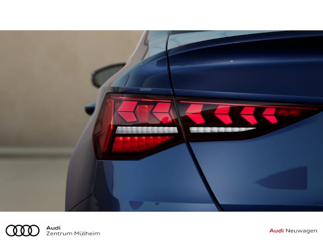 Audi A3 30 TFSI S-Line S-Tronic Sedan