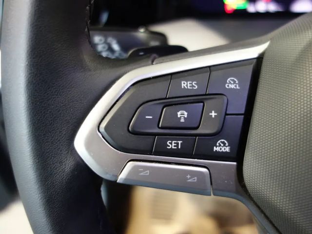 Volkswagen Golf 1.5 eTSI DSG Life