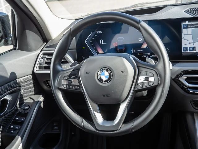 BMW 330 330i Touring xDrive