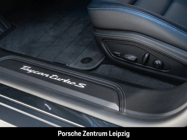 Porsche Taycan Cross Turismo S Turbo