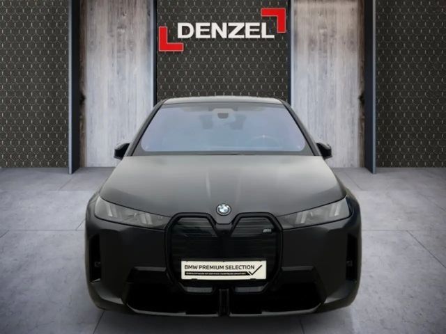 BMW iX M70 xDrive