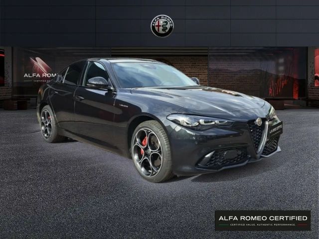 Alfa Romeo Giulia AT8 Q4 Turbo Veloce