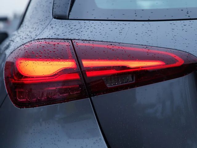 Mercedes-Benz A 180 Hatchback Progressive