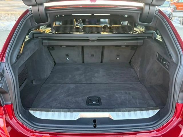 BMW 330 330e M-Sport Touring