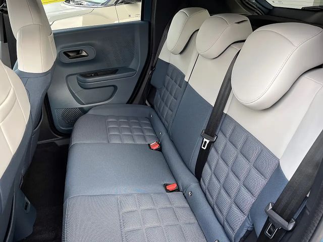 Fiat Grande Panda E La Prima