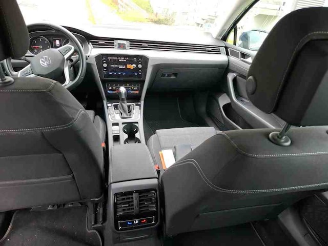 Volkswagen Passat 2.0 TDI Business DSG Variant