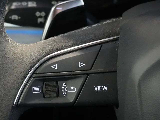 Audi RS Q8 *RS ESSENTIAL -PAKET*UVP 186 Tsd*