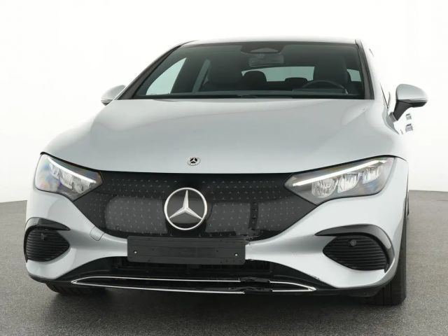 Mercedes-Benz EQE 300 Business Line Sedan