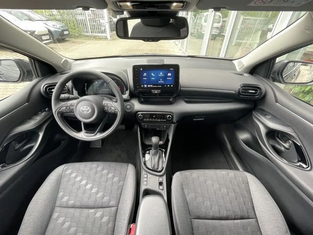 Toyota Yaris Hatchback Hybride VVT-i