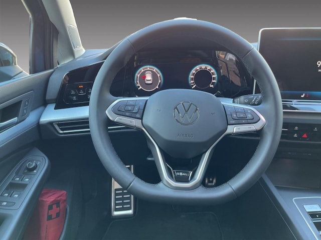 Volkswagen Golf 1.5 eTSI DSG