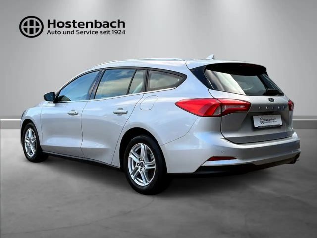 Ford Focus Cool & Connect EcoBoost Wagon