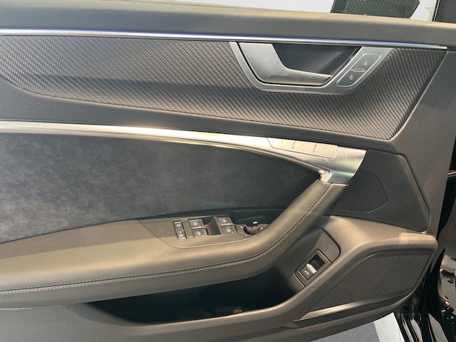 Audi A6 e-tron Avant Performance Quattro