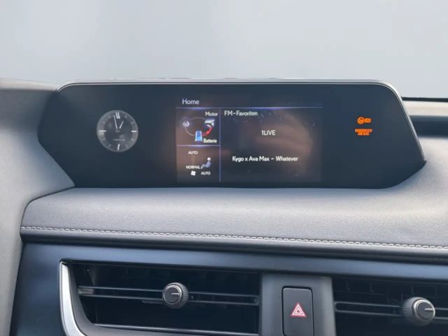 Lexus UX 250h Style Edition