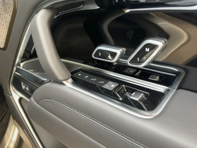 Land Rover Range Rover Autobiography P530